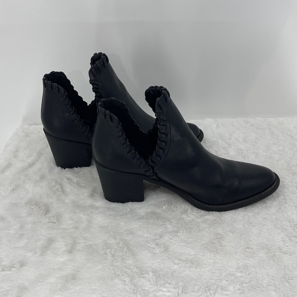 QUPID BLACK FAUX LEATHER ANKLE BOOTS/BOOTIES - Picture 6 of 9